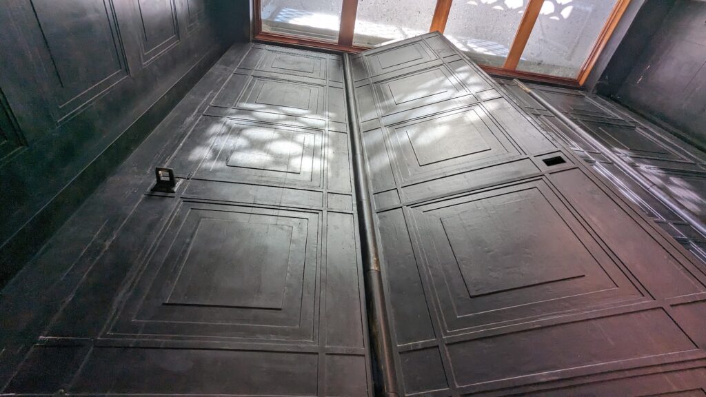 Missouri State Capitol — 8,000 lb. Bronze Door Leaves — After